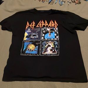 Def Leppard Shirt size L